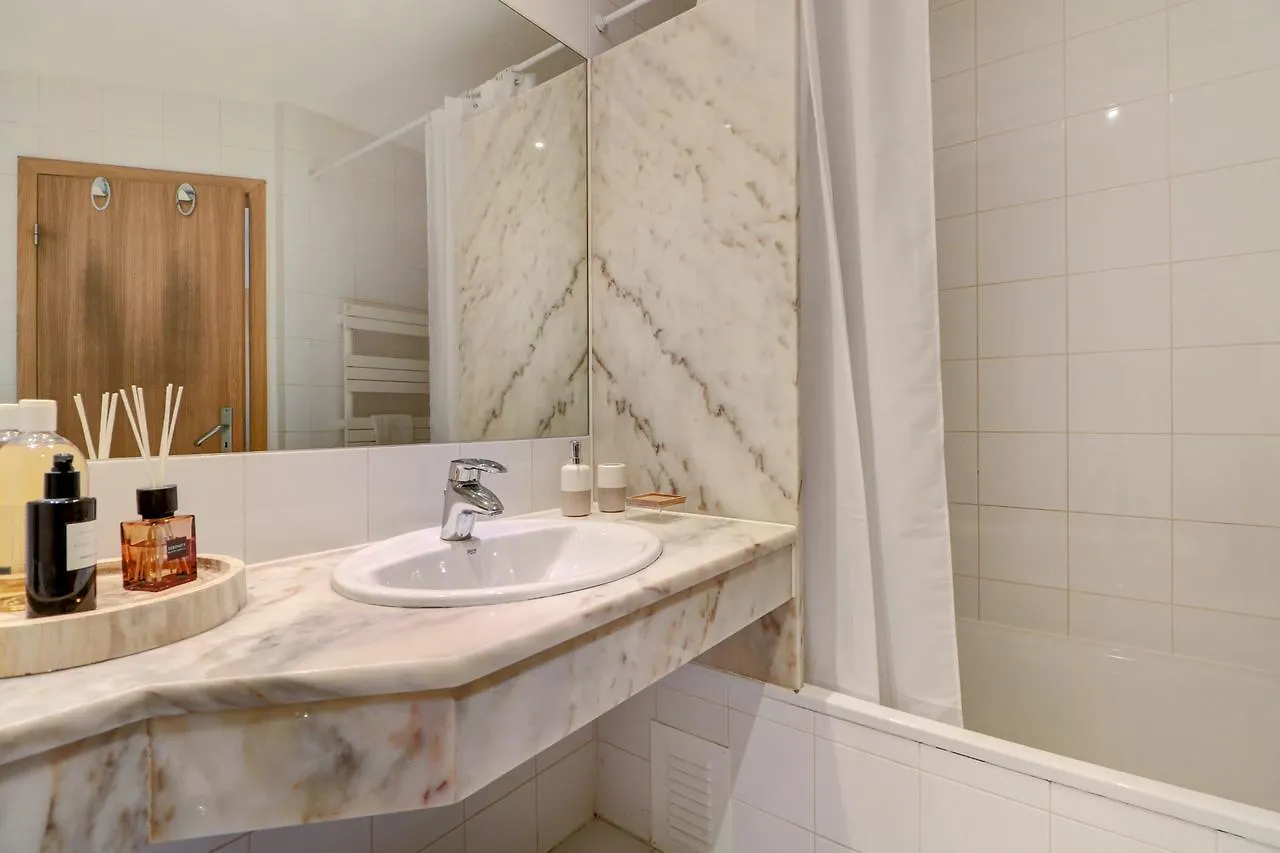 Baltico Residence Lisbon 0*,